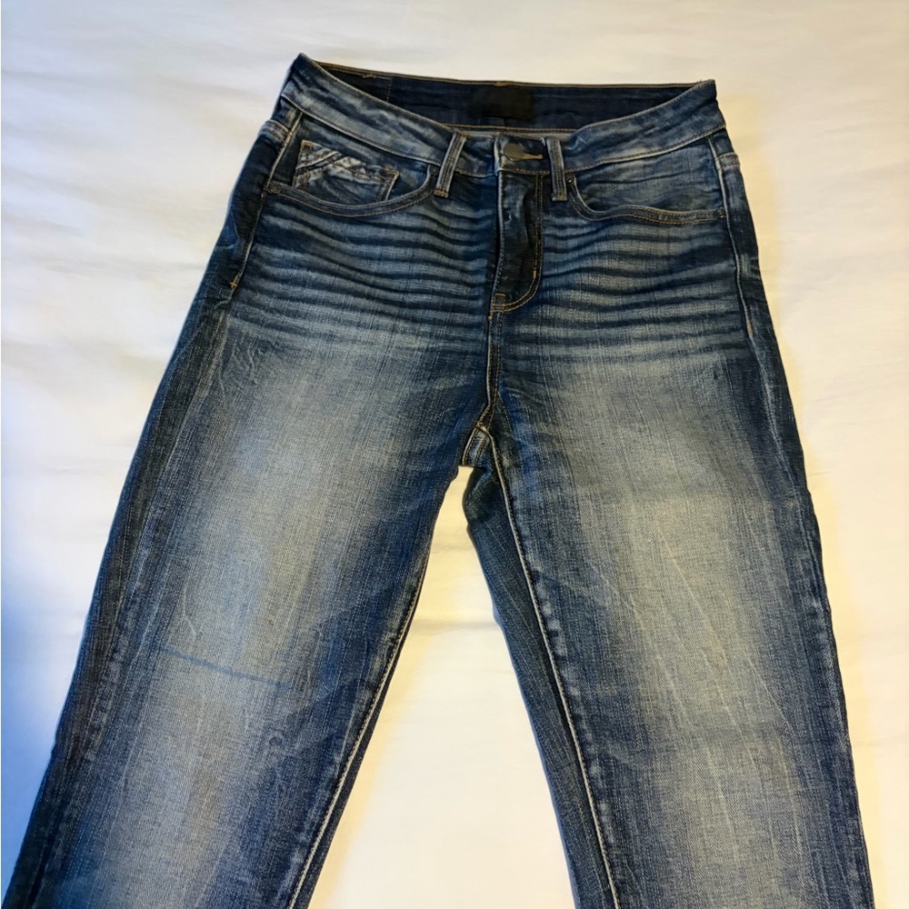 Buckle Women’s Skinny Jeans in Faded Blue Denim